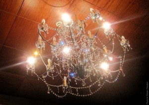 Люстра из отеля