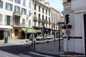 Улица в Каннах