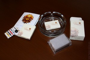 Спички, нитки, иголки Venezia Palace