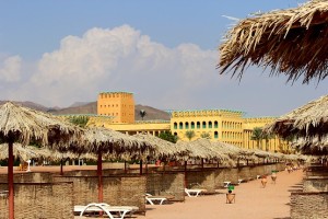 На пляже отеля InterСontinental Resort Taba Heights 5*