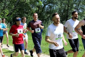 На дистанции в 12 км
