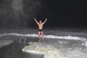 У проруби на Крещение