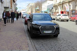 AUDI на улице Сумской в Харькове