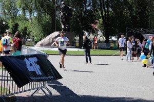 Сергей финиширует