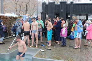 Очередь к купели в Харькове