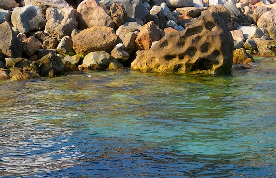 Камни у Черного моря